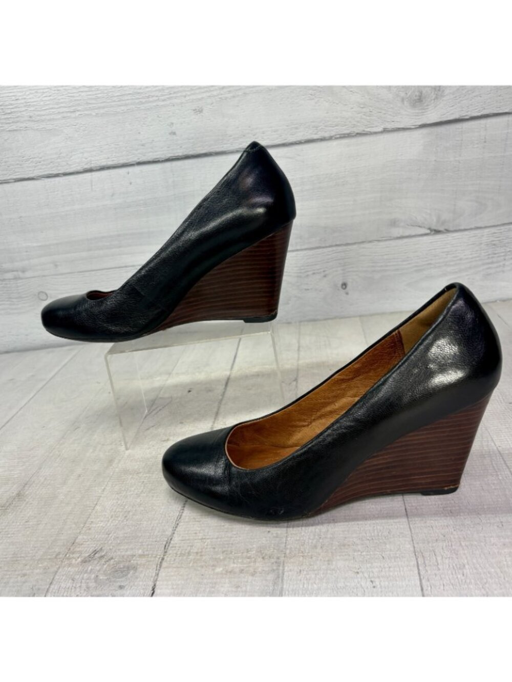 Clarks Leather Wedge Pumps Womens 8.5 M Black Comfort Office Work Career Shoes - Picture 5 of 11